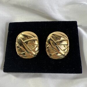 Vintage‎ Avon Unsigned Textured Gold Tone Statement Pierced Earrings